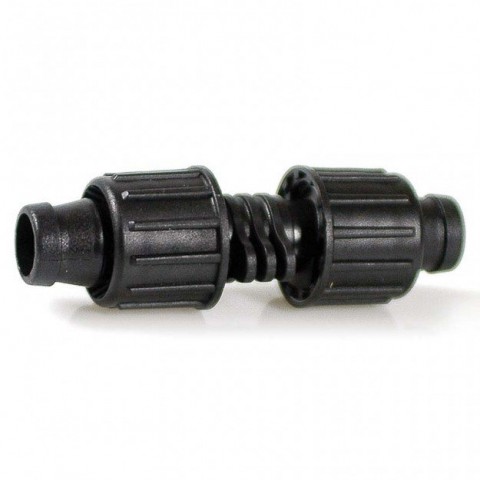 Съединител